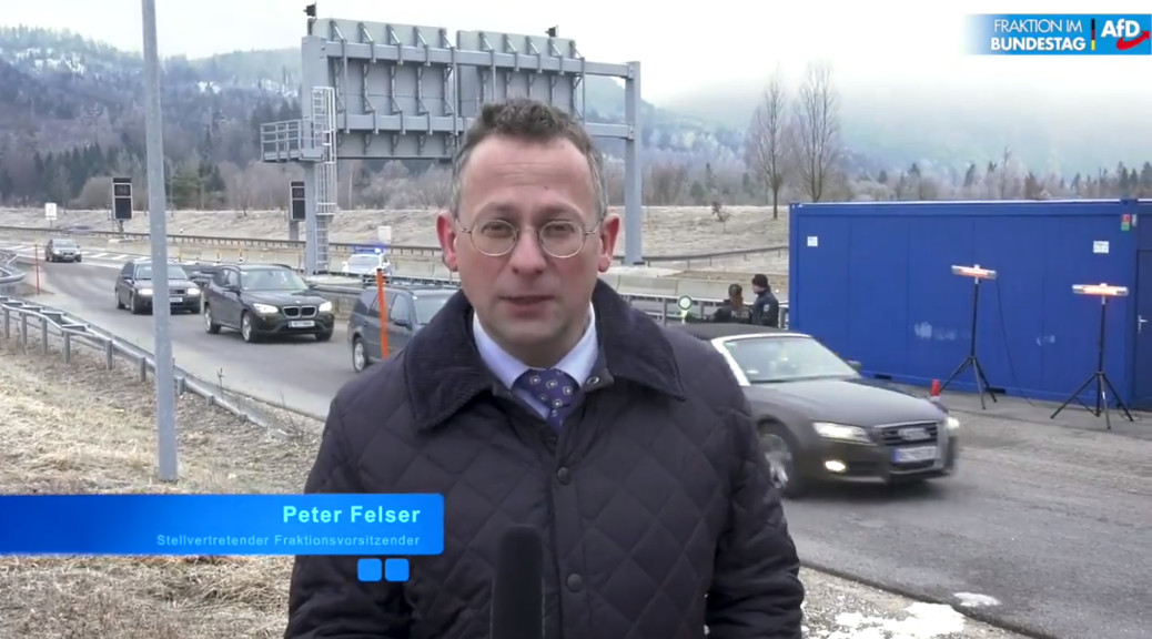 Peter Felser dreht Werbevideo für die AfD während Grenzkontrolle der Bundespolizei in Füssen (Screenshot Facebook)