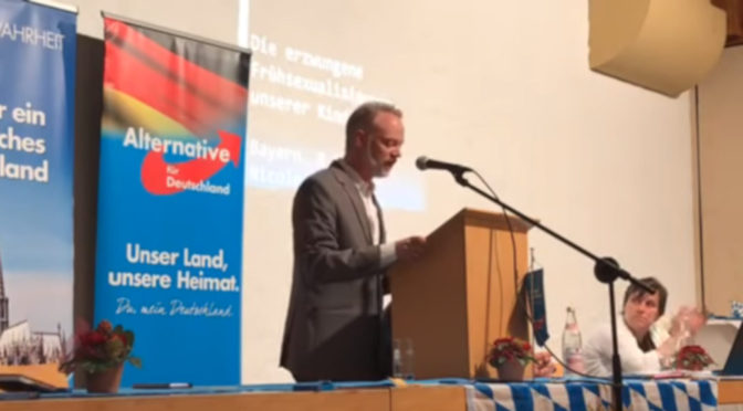 Bei einer Veranstaltung der AfD am 08.09.2018 in Donauwörth ergeht sich Ulrich Singer in rechten Verschwörungstheorien.