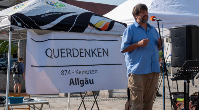 Querdenken-Anhänger für Übergriff auf Polizei verurteilt